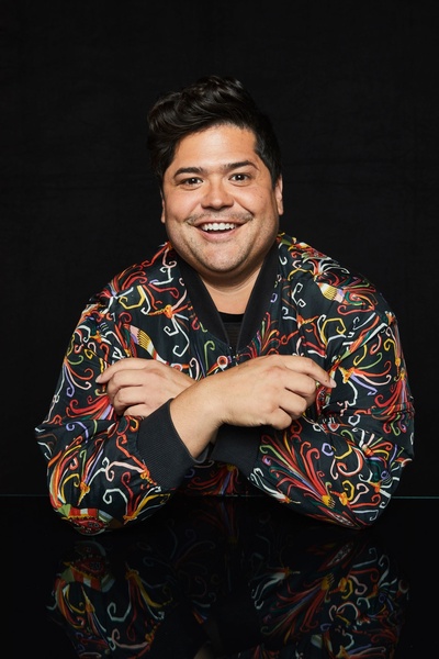 哈维·吉兰的写真