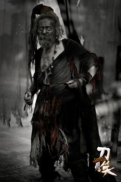 游本昌的写真-这么大岁数，弄这么个...