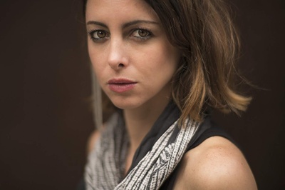 朱莉·卓雅的写真