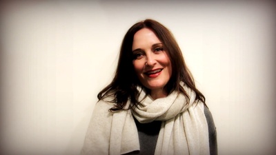 柯特奈·泰勒的写真-《Fallout 4》女主角声...