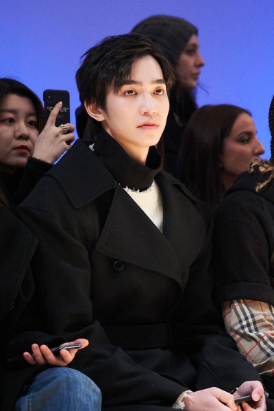 严禹豪的写真-北京时间1月14日，演...