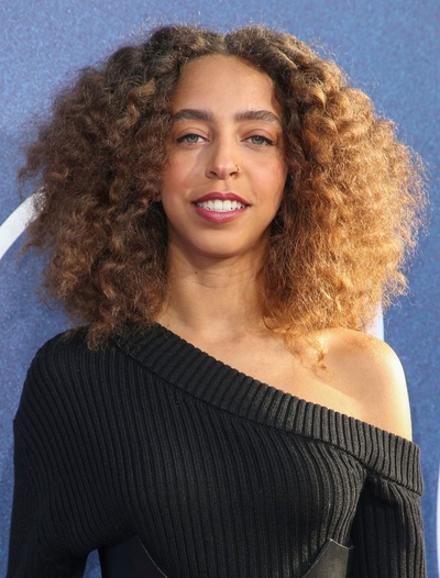 海莉·洛的写真