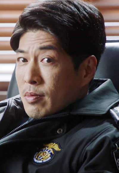 孙光燮的写真-被告人 피고인 (2017)