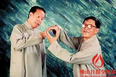 张悦楷的写真-正在保存...