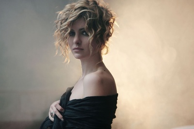 维多利亚·普契尼的写真