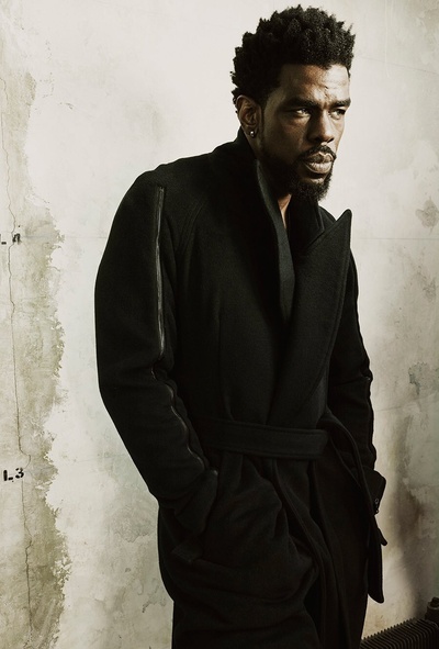 穆斯塔法·沙基尔的写真