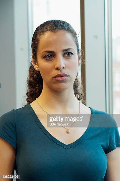 阿特纳·卡尔卡尼斯的写真