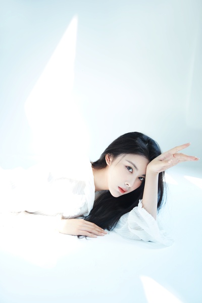 王祉萱的写真-王祉萱照片