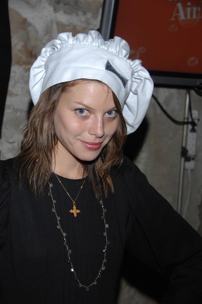 劳伦·日尔曼的写真