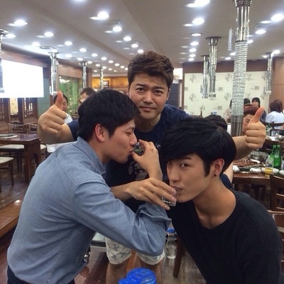 张玉安的写真-全炫茂 ins.