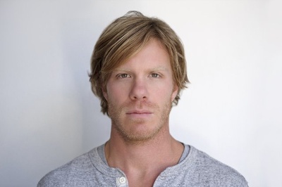 马克·门查卡的写真