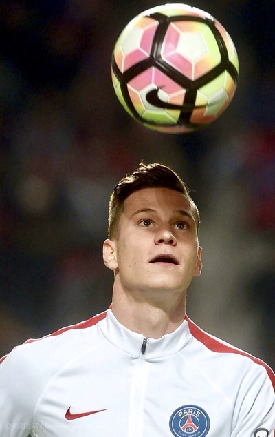 朱利安·德拉克斯勒的写真