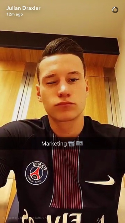 朱利安·德拉克斯勒的写真