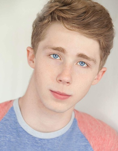 乔伊·卢曼的写真