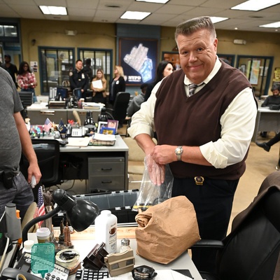 乔尔·麦金农·米勒的写真