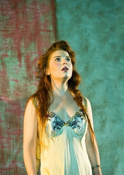 艾咪费欧‧爱德华兹的写真