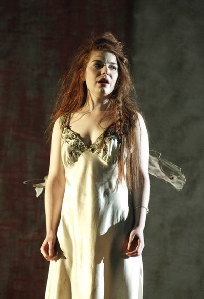 艾咪费欧‧爱德华兹的写真