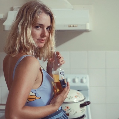 艾莉·高尔的写真