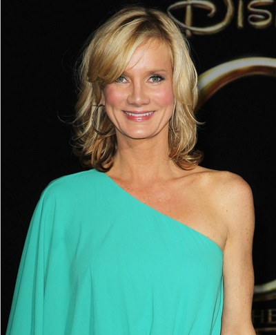 贝斯·利特福德的写真