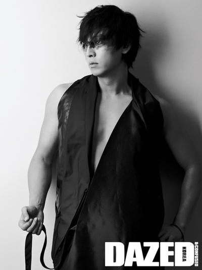 朴健衡 的写真-Dazed杂志海报