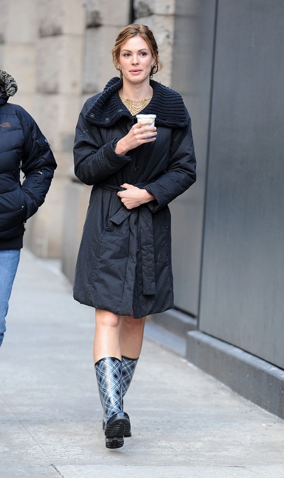 黛茜·贝茨的写真