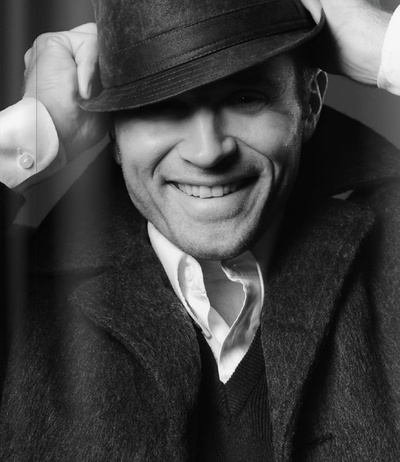 希穆斯·德维的写真-超级男人的一面