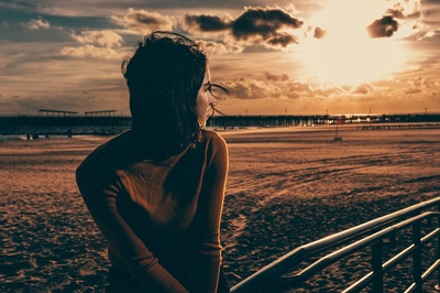 莉碧·巴勒尔的写真