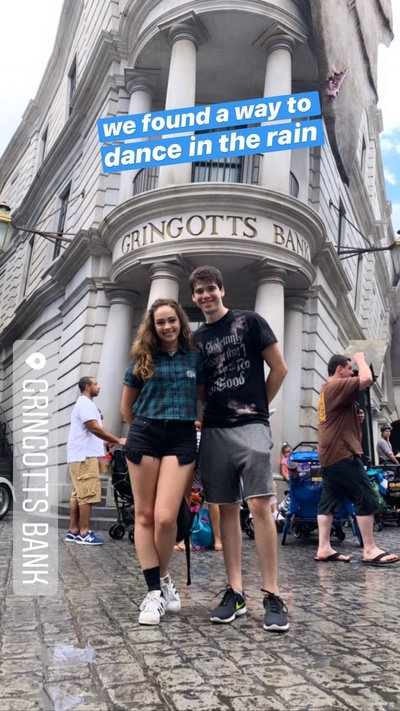 玛丽·茅泽的写真