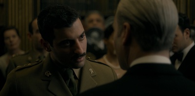 阿米尔鲍特罗斯的写真-2016《王冠》S01 Na...