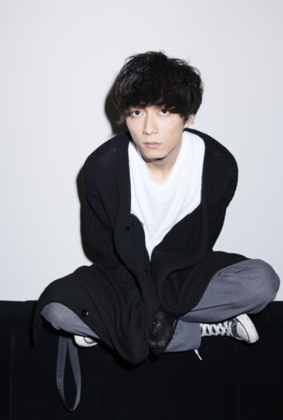 涉谷谦人的写真