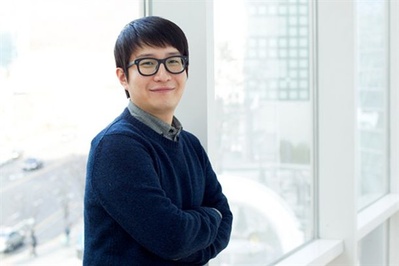  韩正勋的写真-http://bookbybook.co.k...