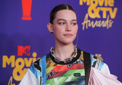 维多利亚·佩德雷蒂的写真-May 16, 2021