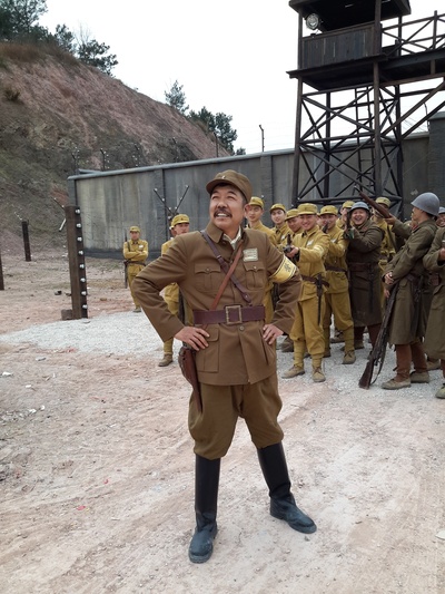 姜少华的写真-电视剧《战时我们正年...