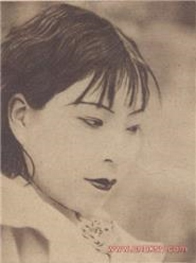 刘莉影的写真-时代1932 年第3卷 第2...