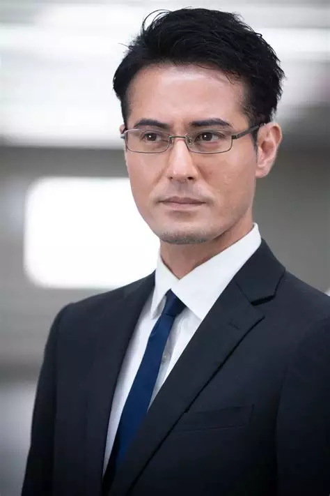 青木伸辅的写真