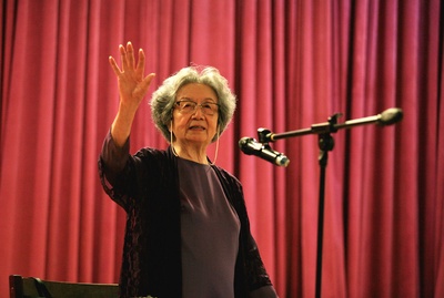 叶嘉莹的写真-92岁学者叶嘉莹为南...