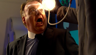 保罗·克莱顿的写真-《神秘博士》S04E03...