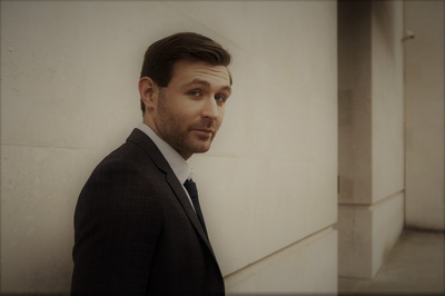 詹姆斯·麦卡德尔的写真-詹姆斯 麦卡德尔挺帅~...