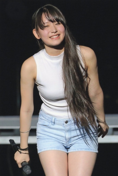 笠原桃奈的写真