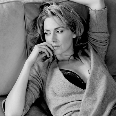 爱丽珊·麦卡蒂的写真