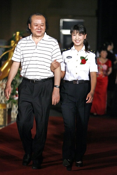 革非的写真-第26届飞天奖http://yul...