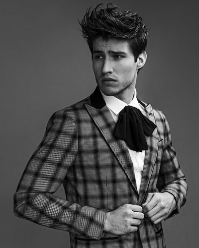 卡梅隆·卡夫的写真