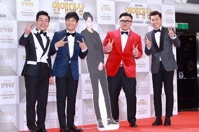 金钟民的写真-2015KBS演艺大赏红...