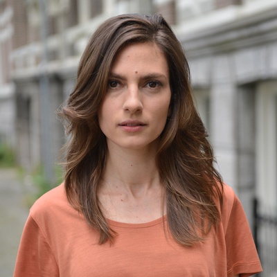 劳拉·德波尔的写真