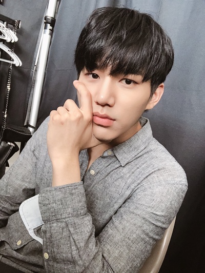 金载庸的写真-1