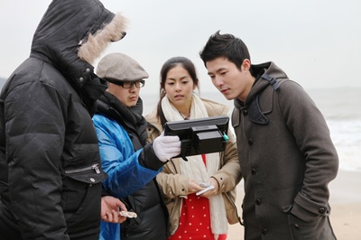 胡涵清的写真-《早安，冬日海》拍摄...