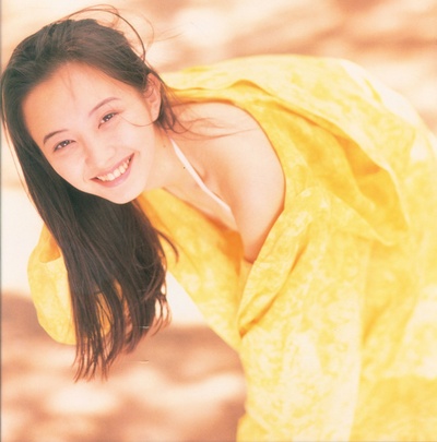 高桥由美子的写真