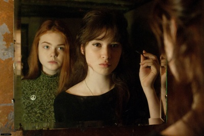 爱丽丝·恩格勒特的写真