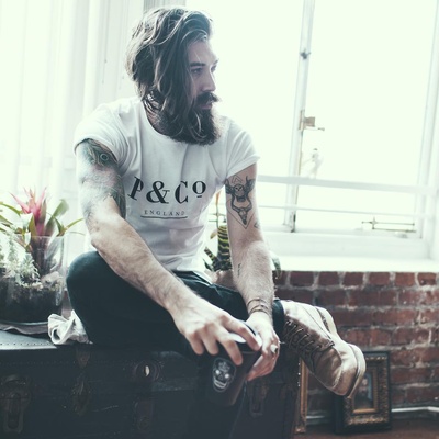 莱恩·托冉的写真