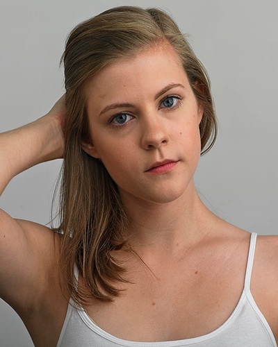 查内尔·佩洛索的写真